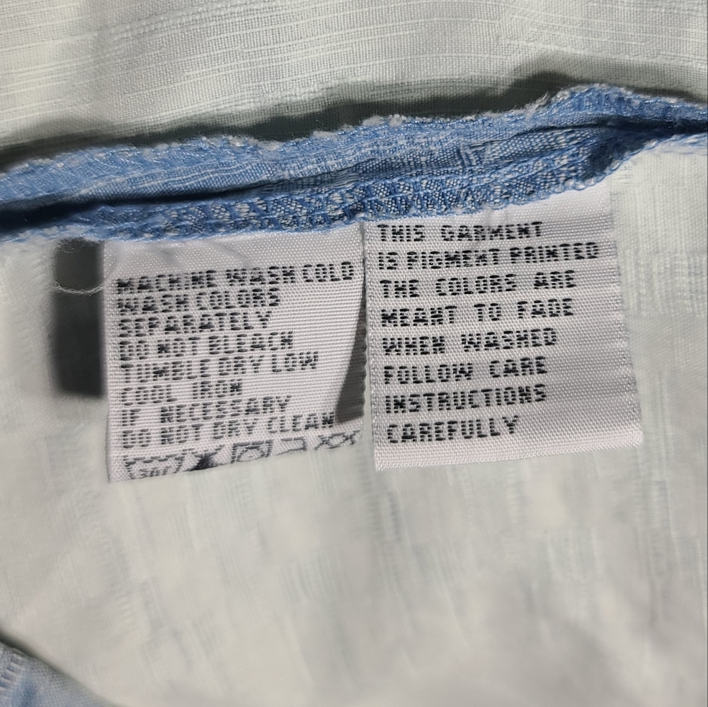 Tommy Bahama Blue Casual Lightweight Shirt - Picture 9 of 9